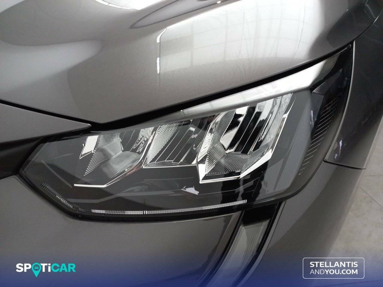 Foto Peugeot 208 25