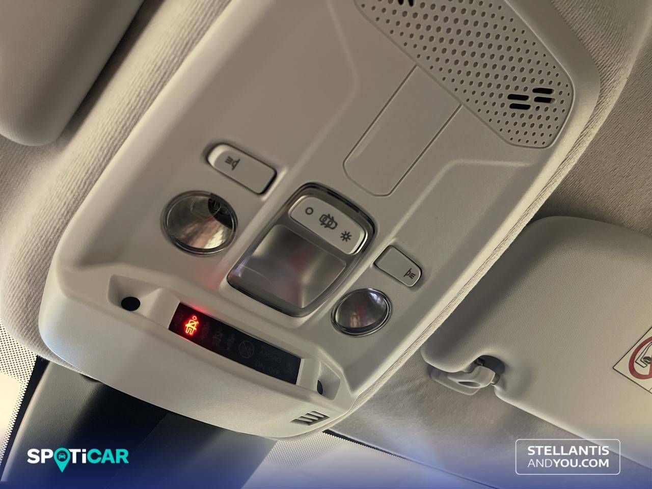 Foto Peugeot 208 19