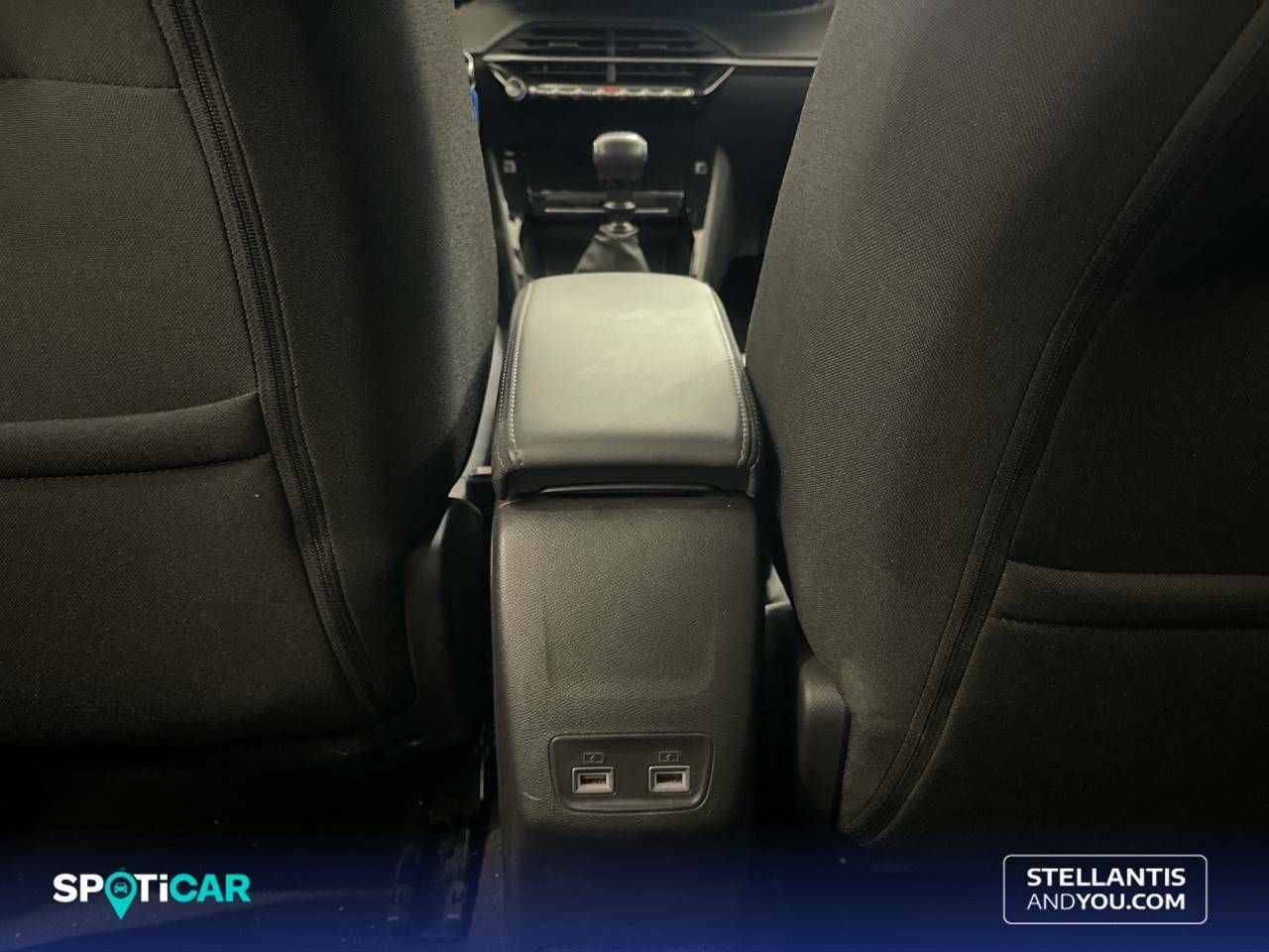 Foto Peugeot 208 24