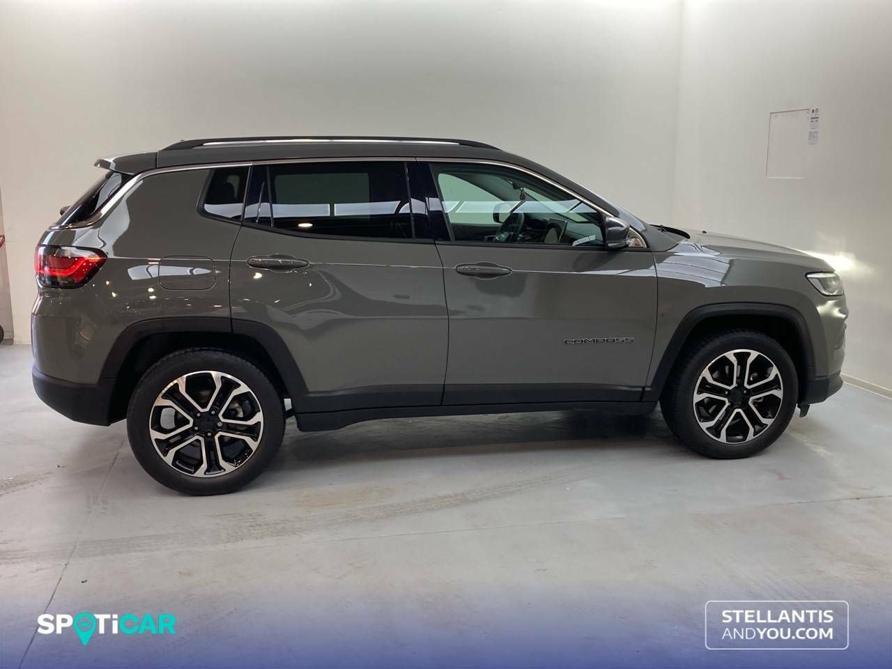 Foto Jeep Compass 4