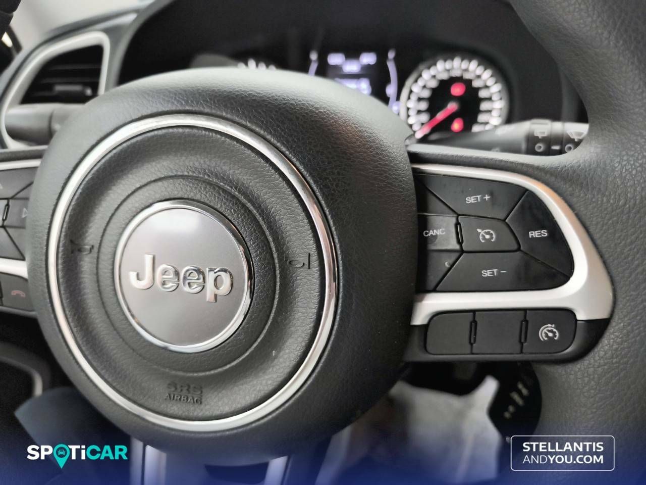 Foto Jeep Renegade 16