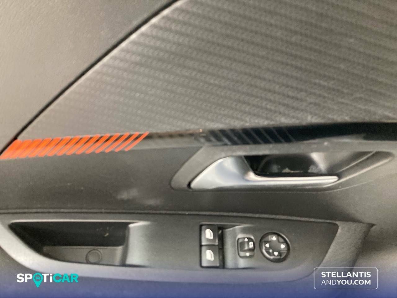 Foto Peugeot 208 13