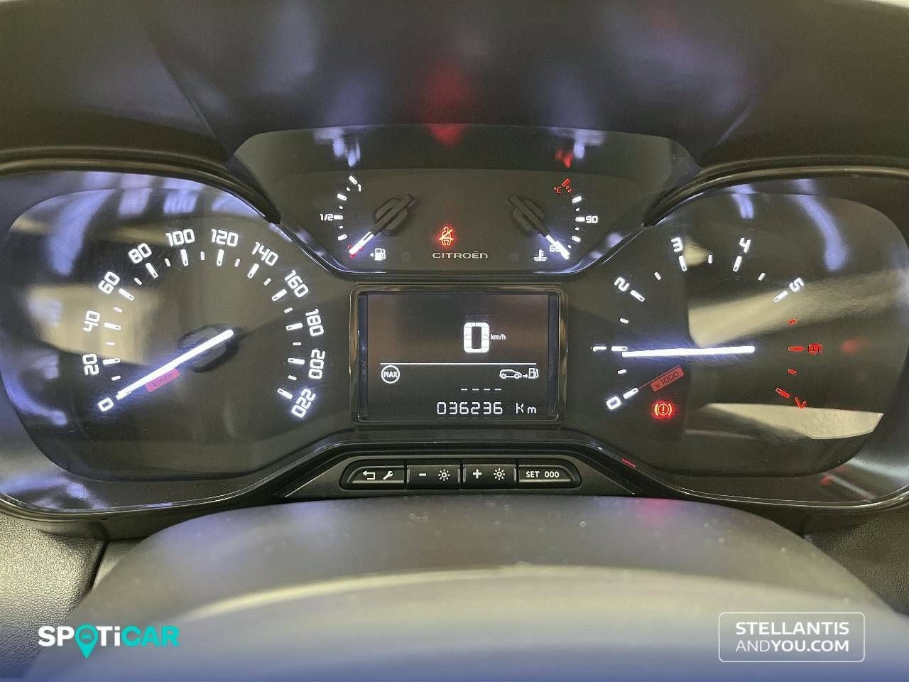 Foto Citroën C3 Aircross 16