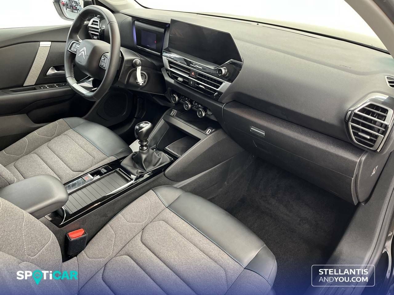 Foto Citroën C4 13