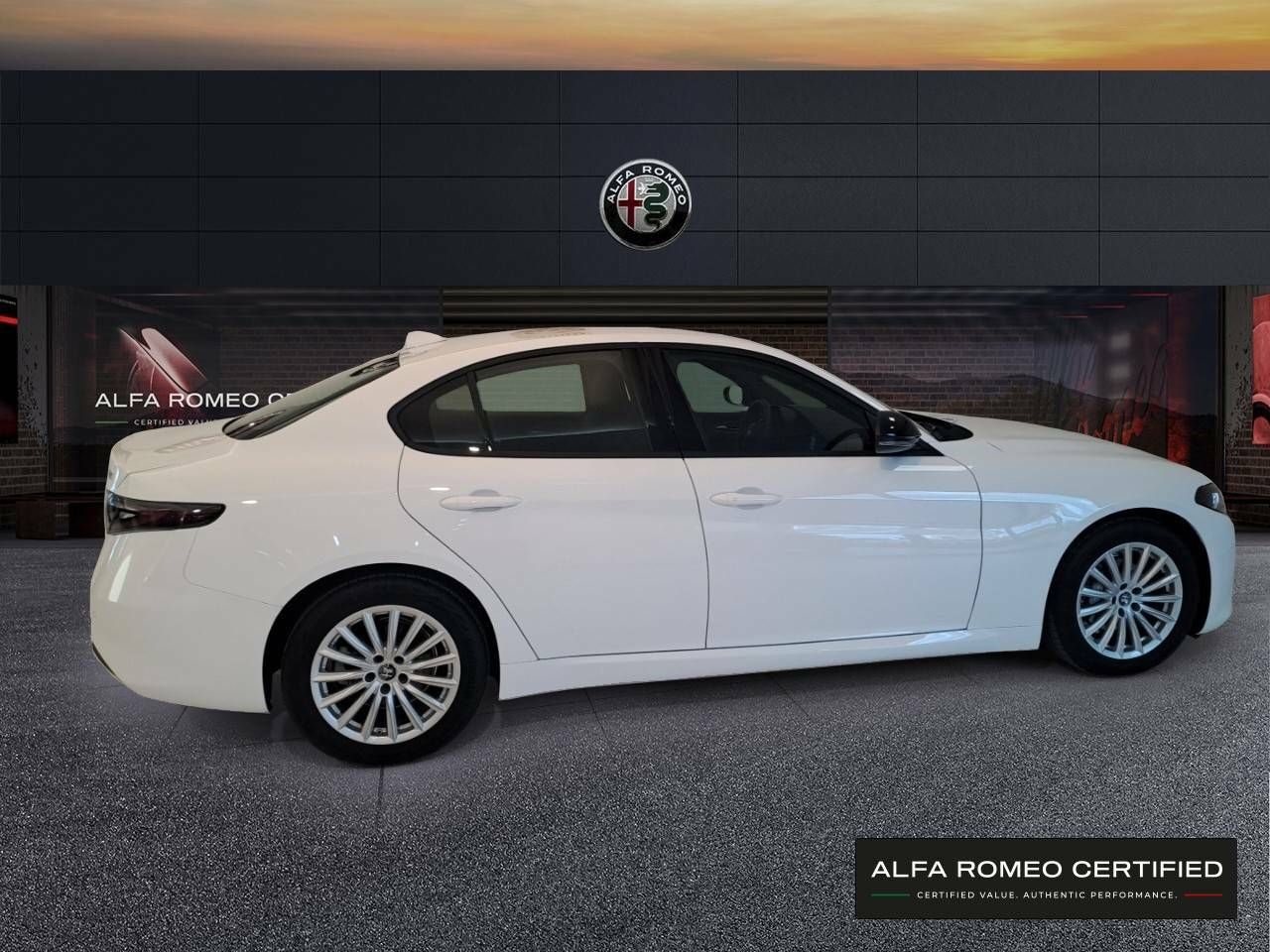 Foto Alfa Romeo Giulia 4