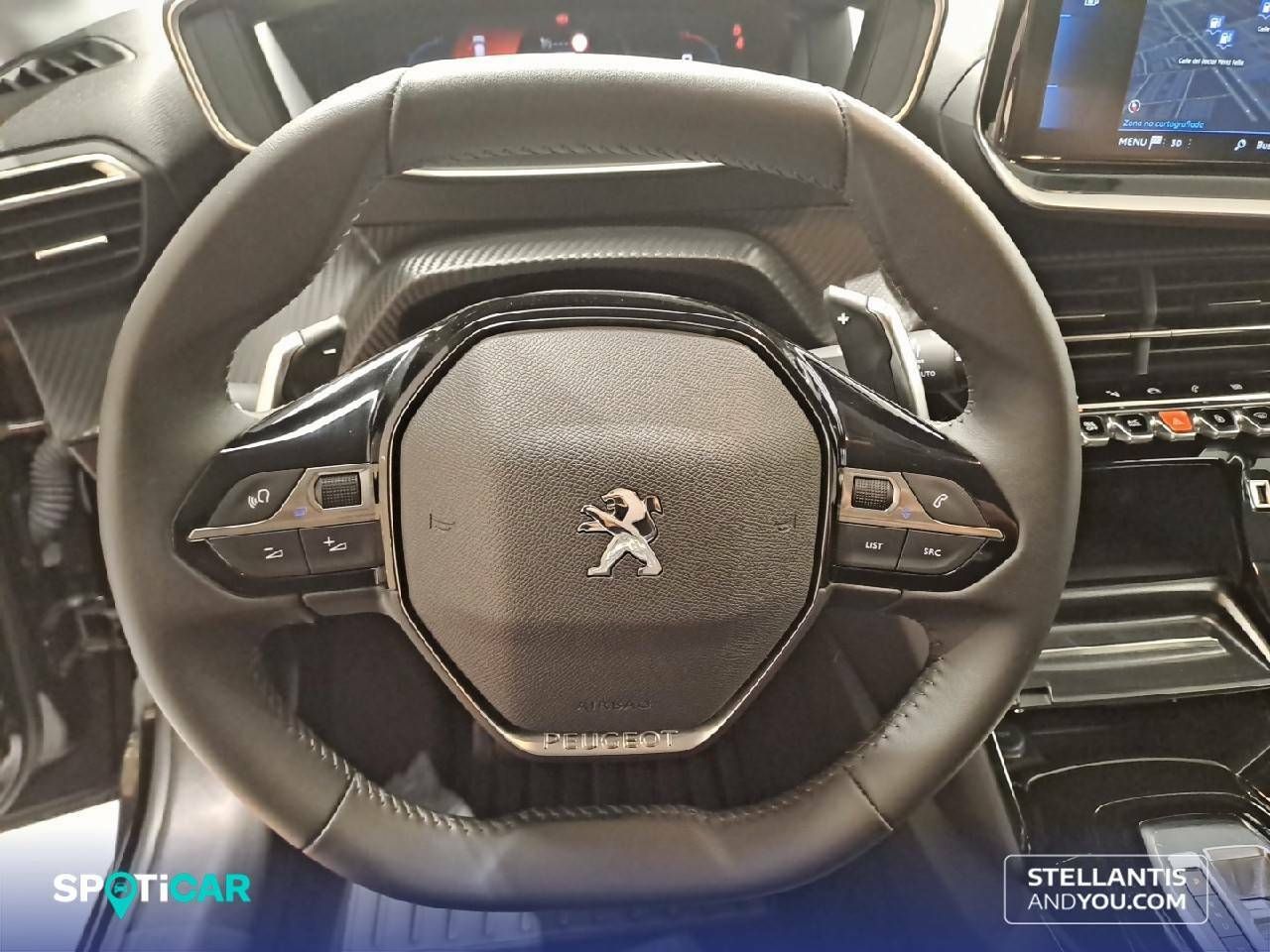 Foto Peugeot 208 14