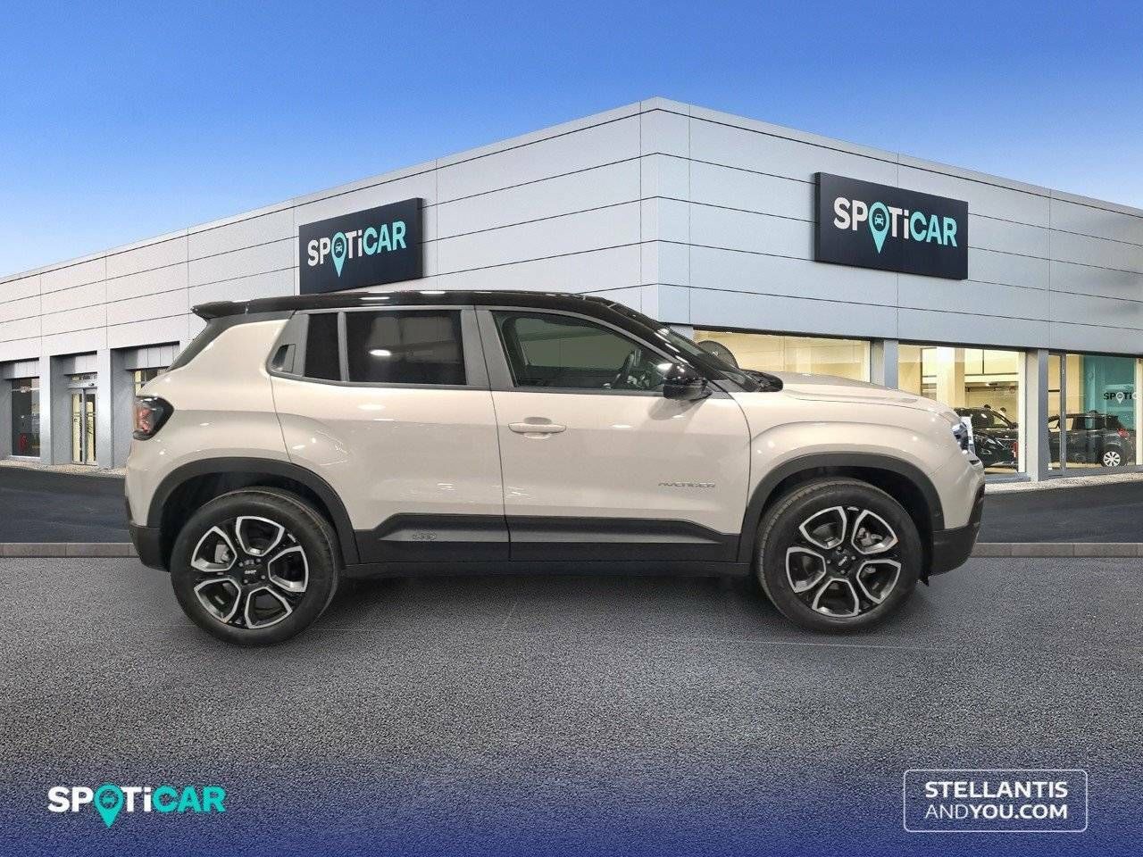 Foto Jeep Avenger 4