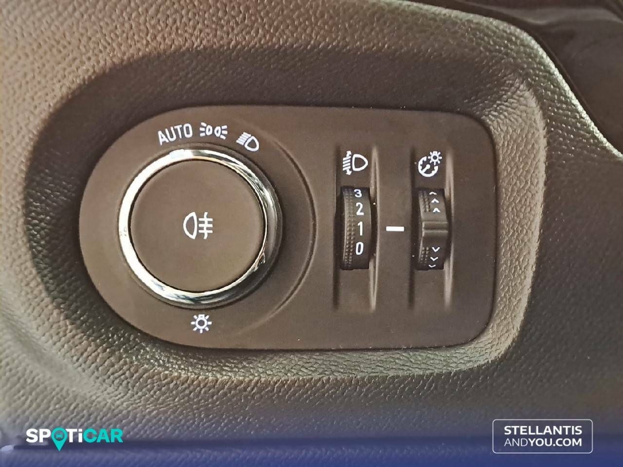 Foto Opel Corsa 16