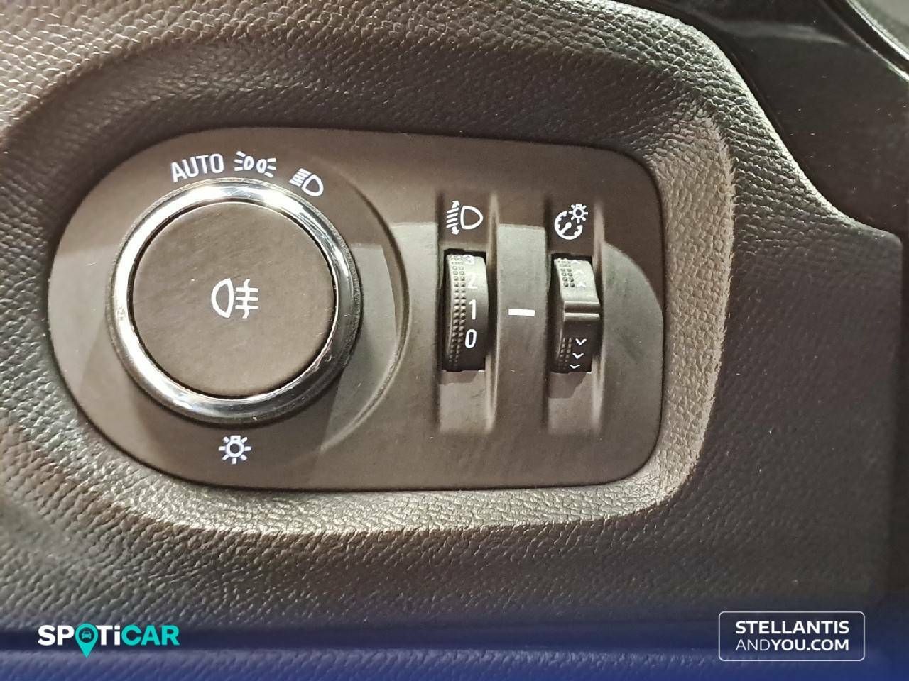 Foto Opel Corsa 16
