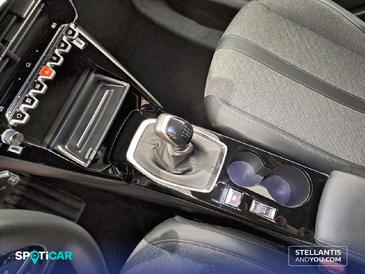 Foto Peugeot 2008 17