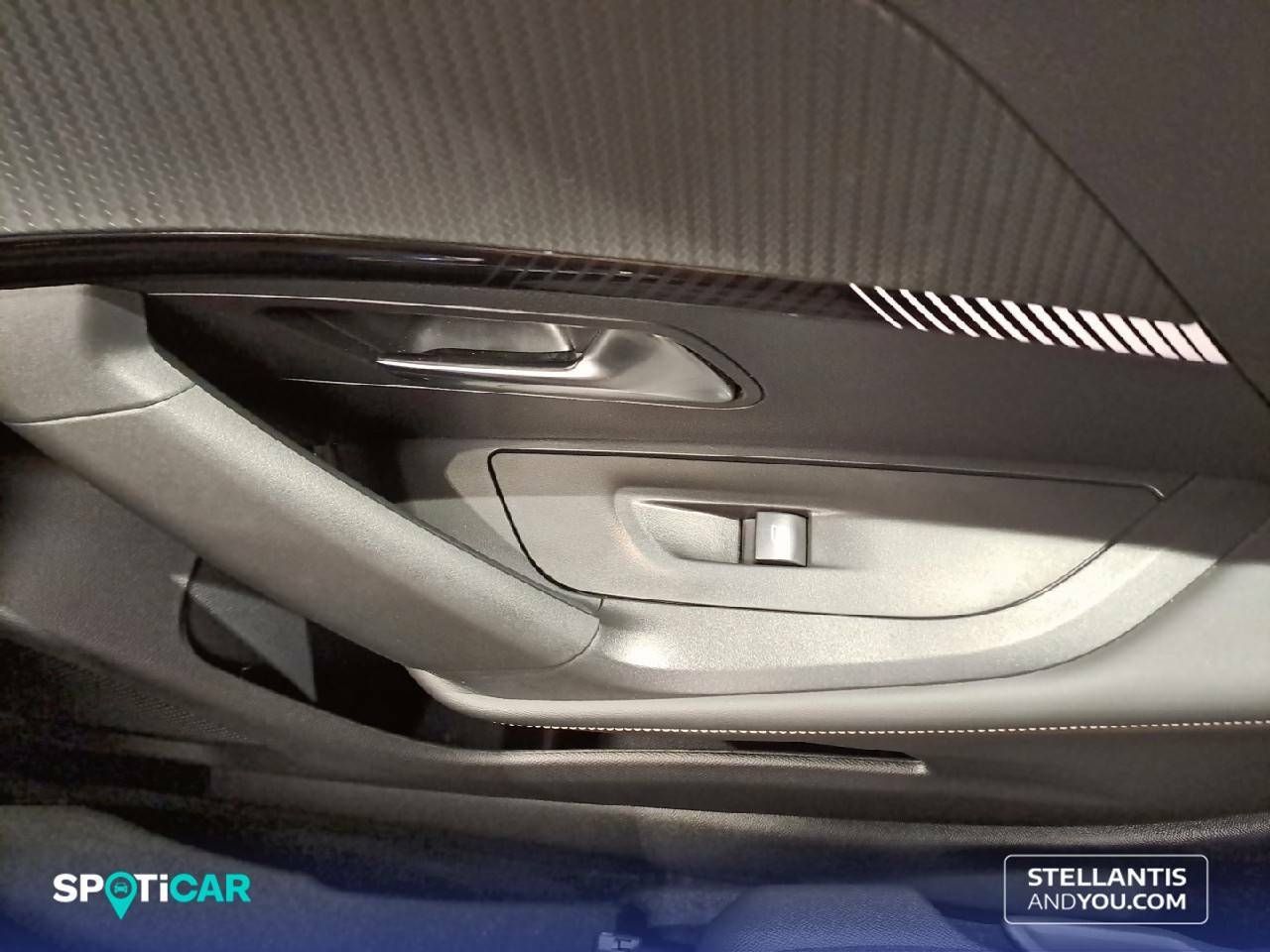 Foto Peugeot 2008 23