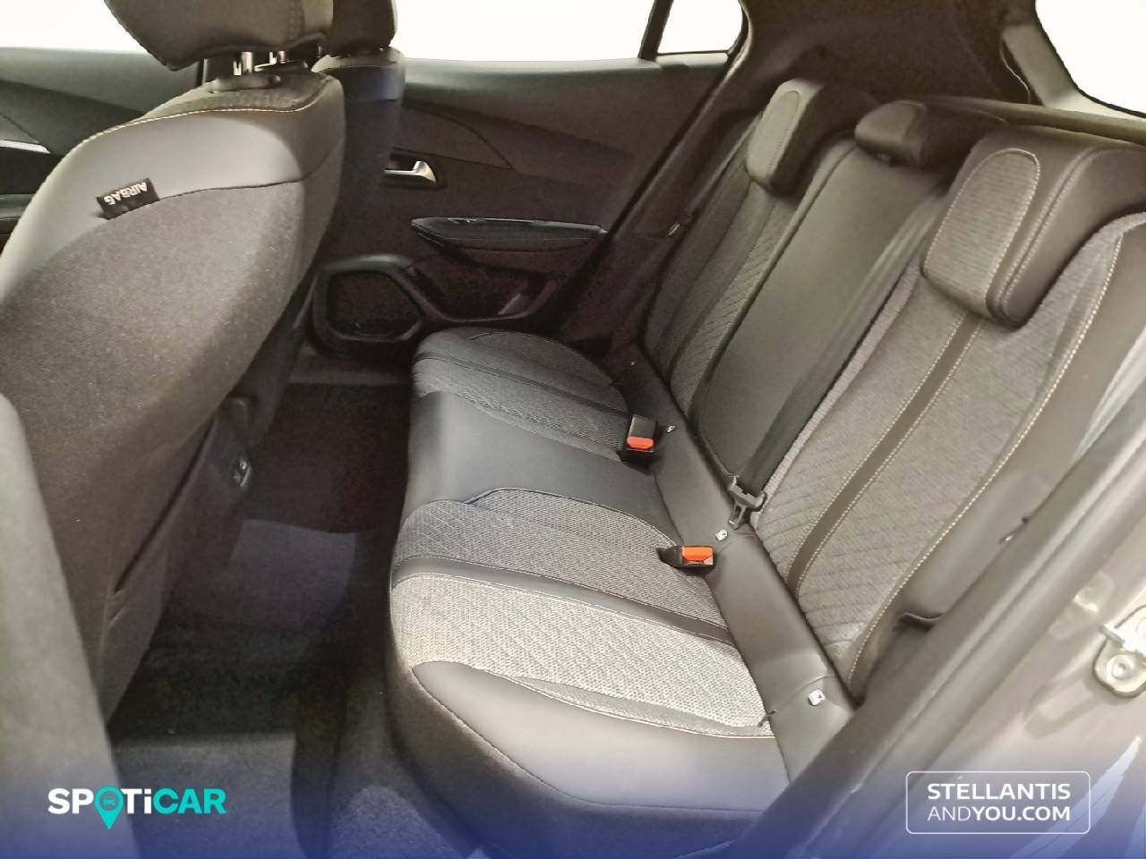 Foto Peugeot 2008 10