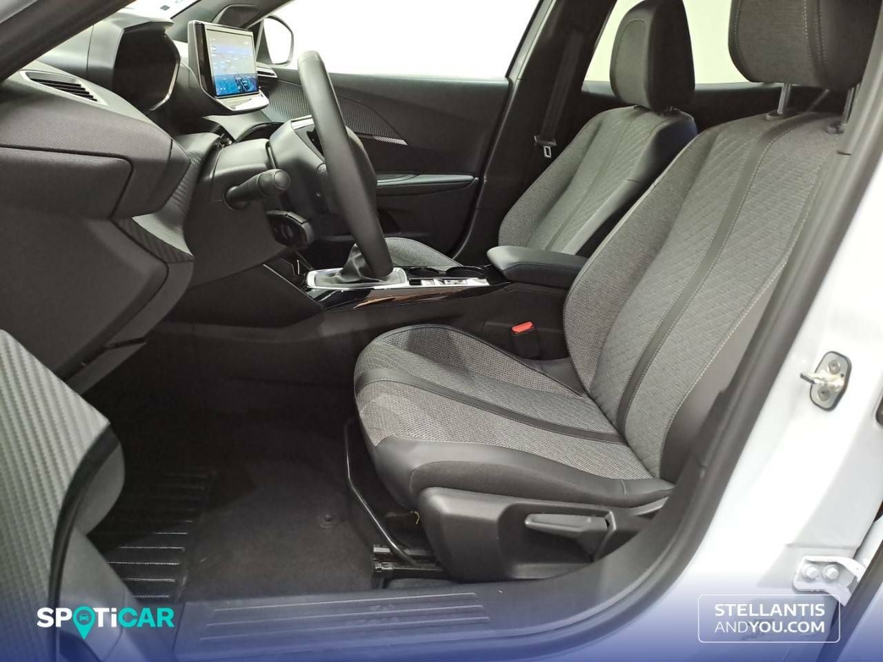 Foto Peugeot 2008 9