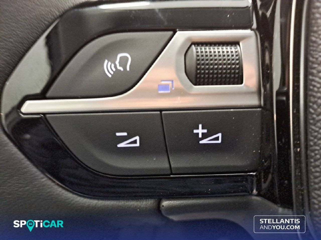 Foto Peugeot 208 15