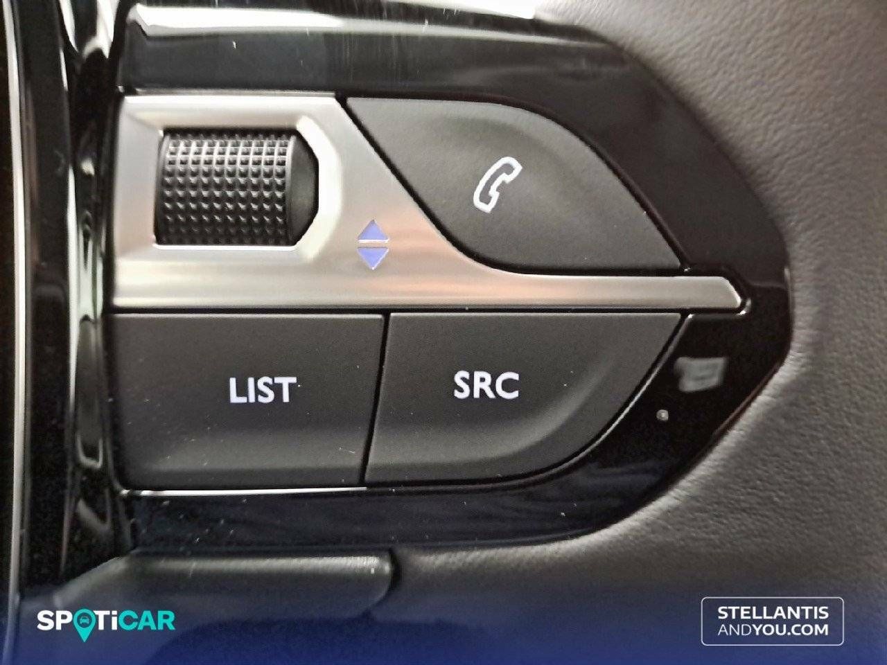 Foto Peugeot 208 16