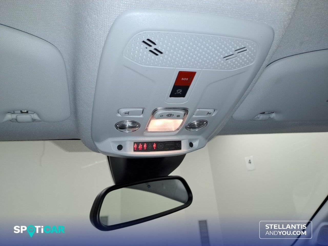Foto Peugeot 208 23