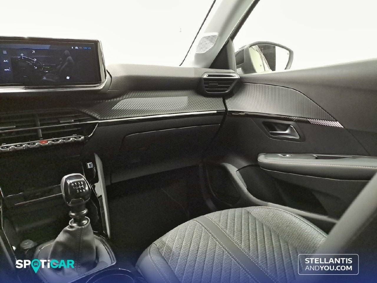 Foto Peugeot 208 25