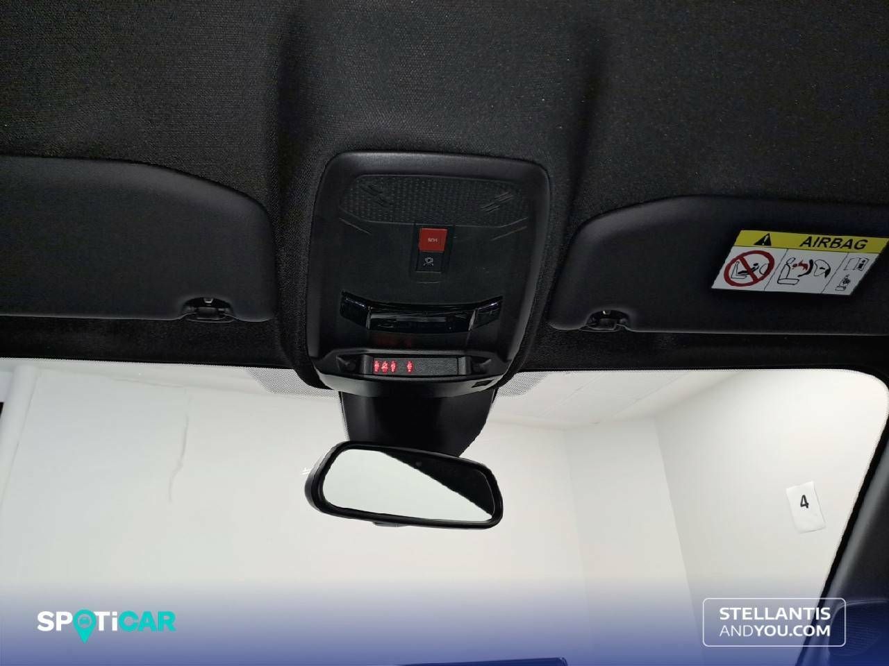 Foto Peugeot 208 23