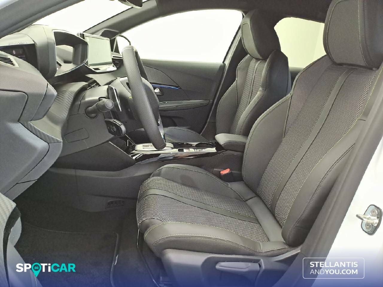 Foto Peugeot 208 9