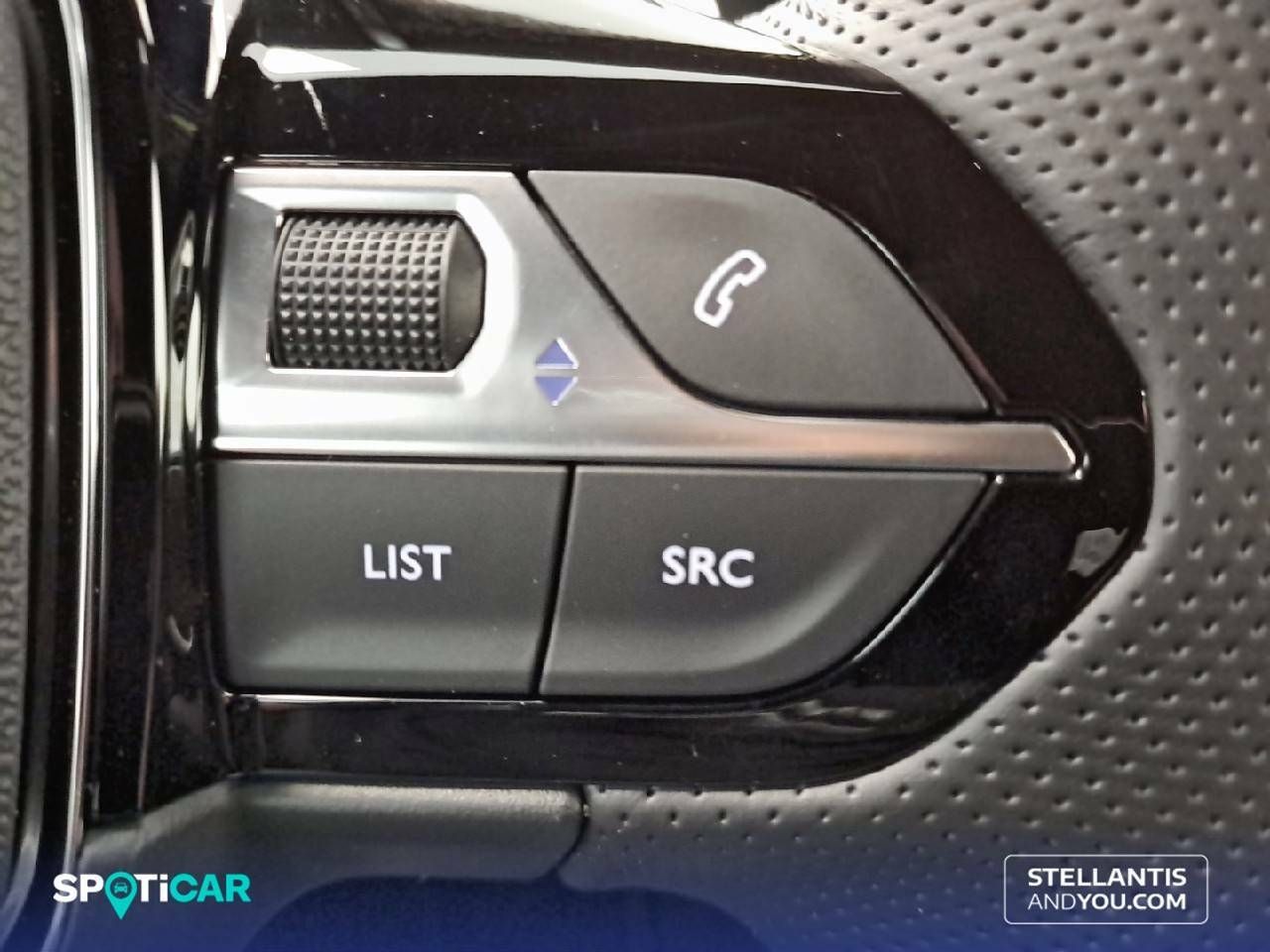 Foto Peugeot 208 18