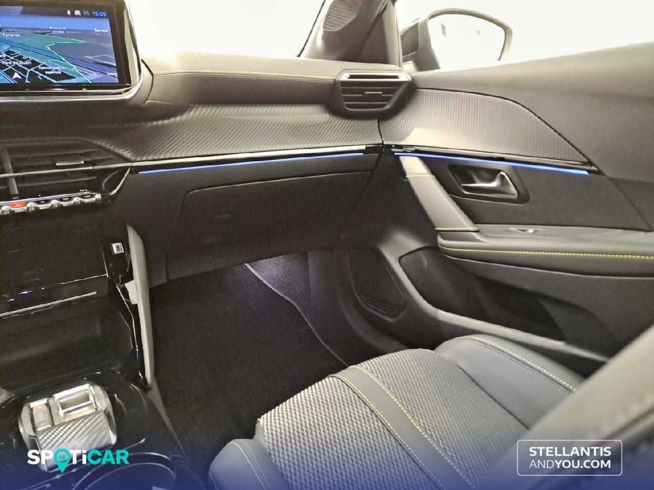 Foto Peugeot 208 24