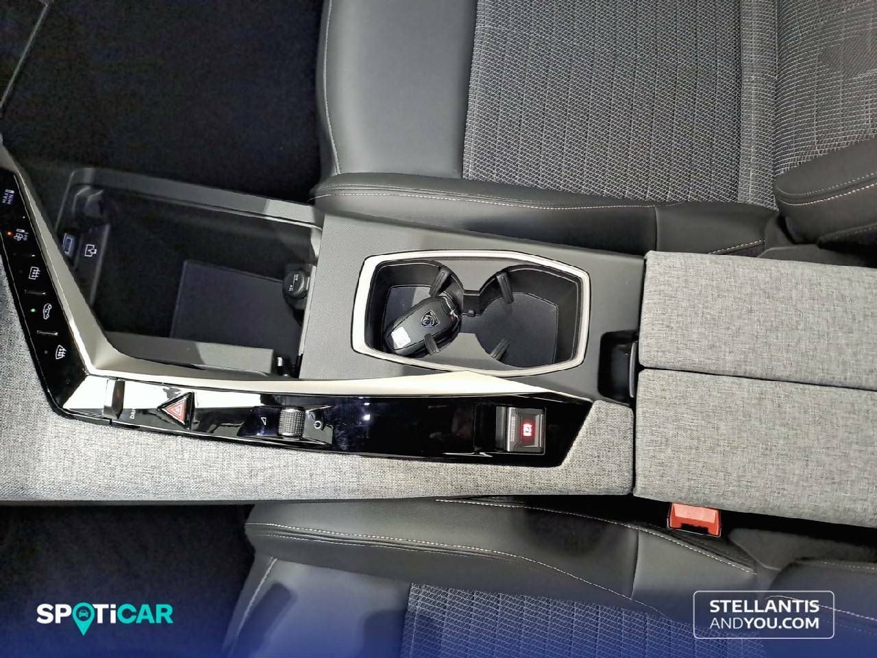 Foto Peugeot 3008 23
