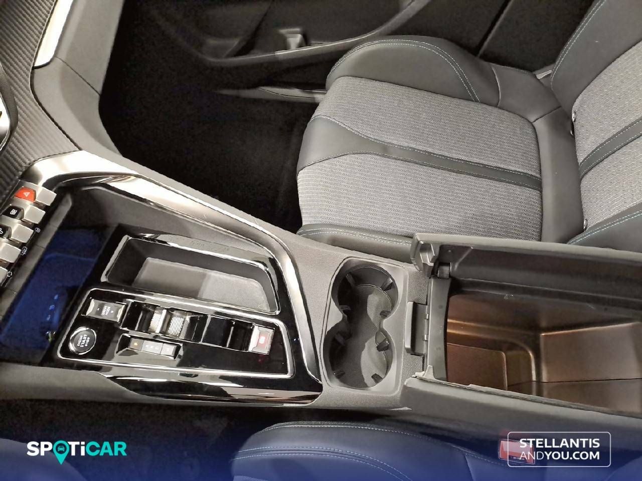 Foto Peugeot 3008 23