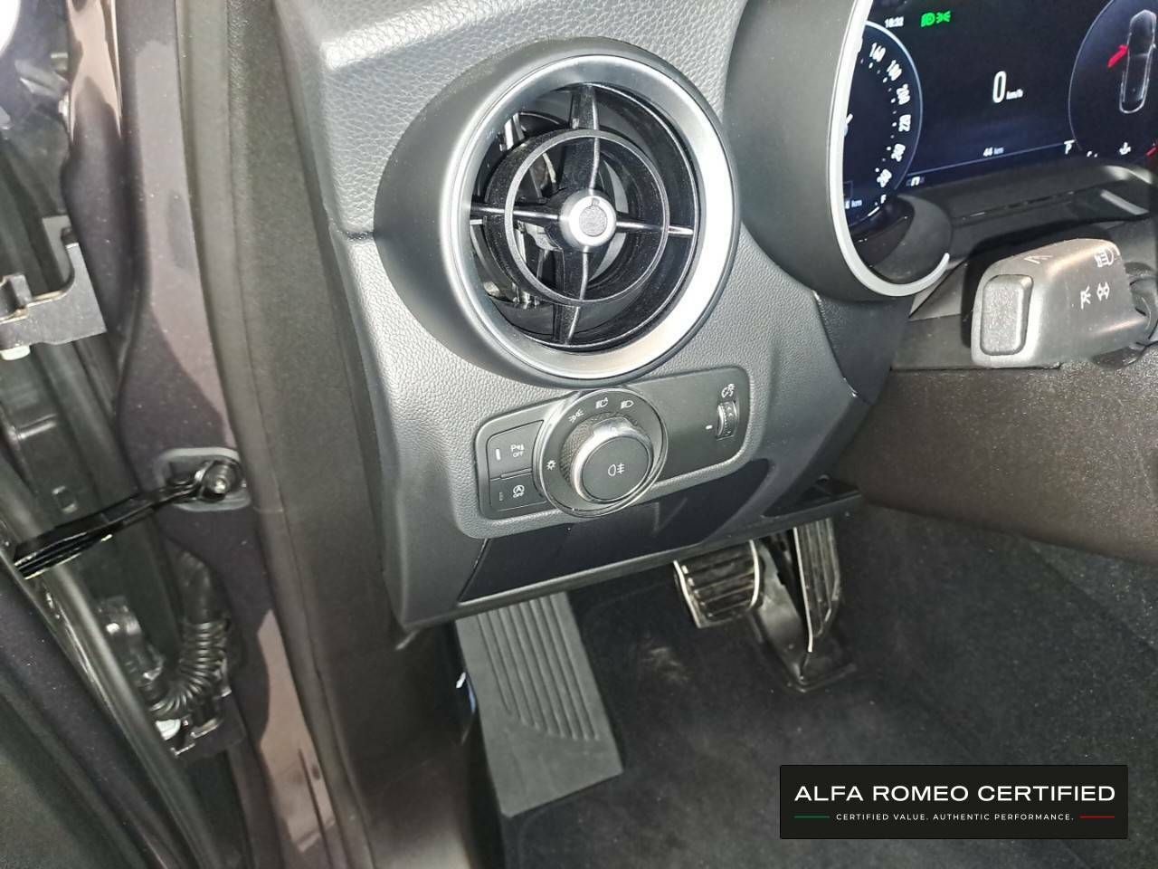 Foto Alfa Romeo Stelvio 19