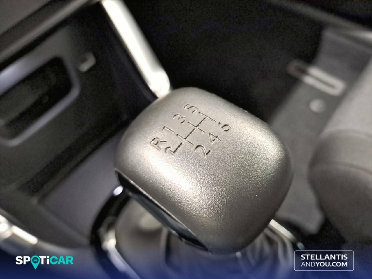 Foto Citroën C3 Aircross 23