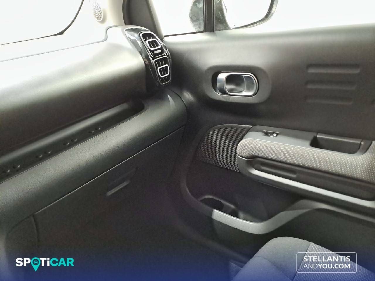 Foto Citroën C3 Aircross 24