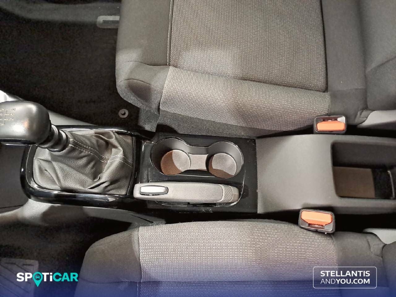Foto Citroën C3 Aircross 23