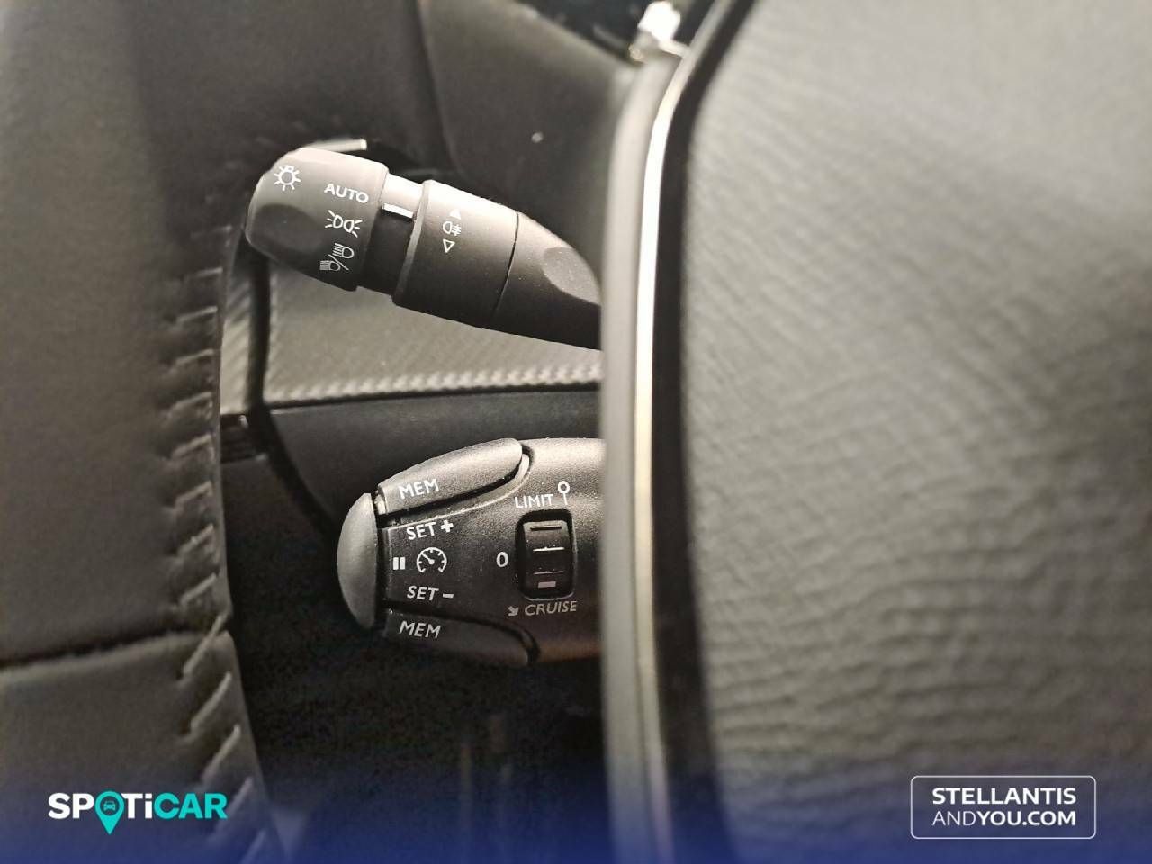 Foto Peugeot 2008 23