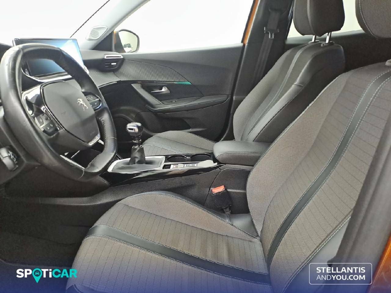 Foto Peugeot 2008 9