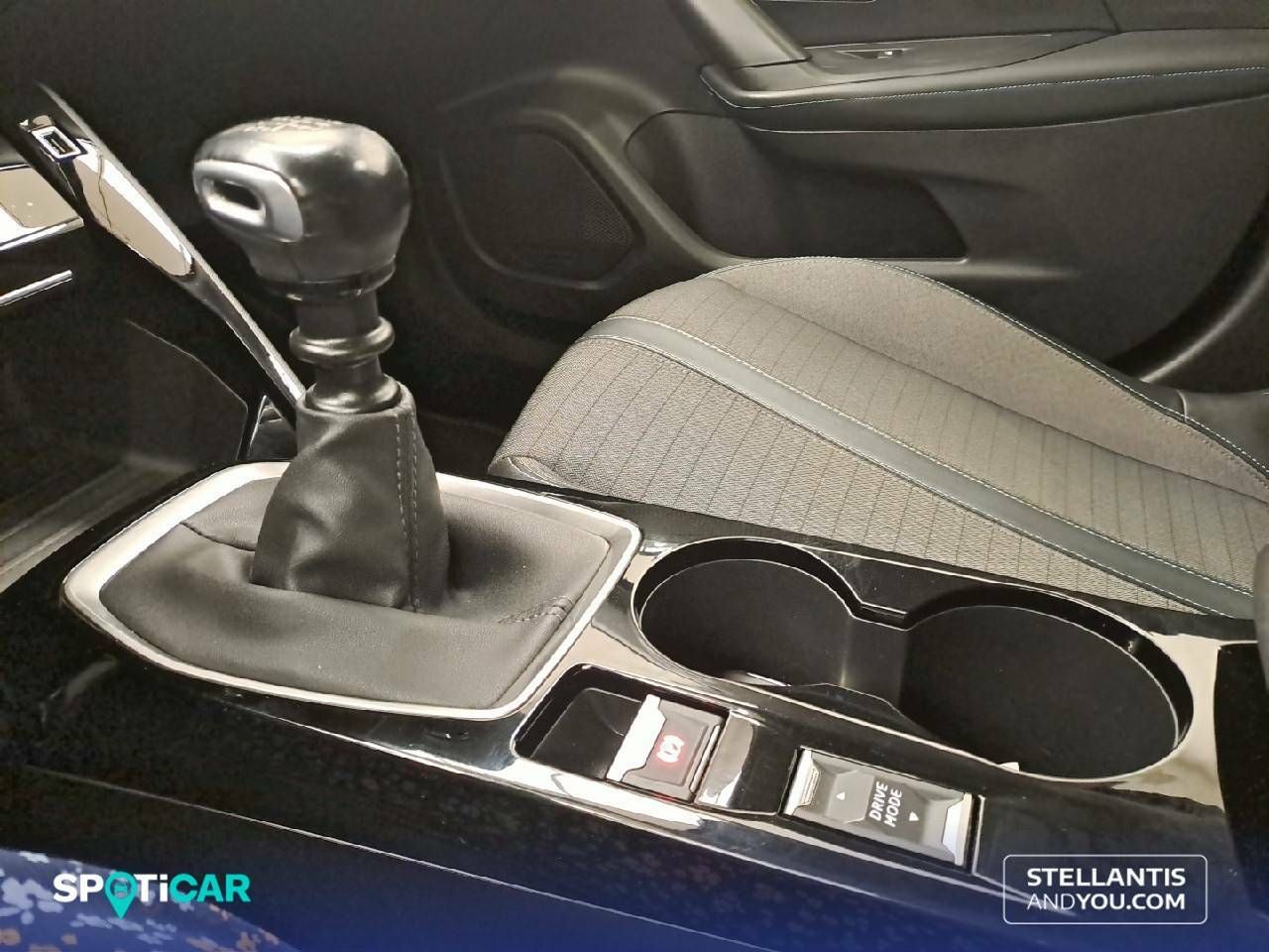 Foto Peugeot 2008 22