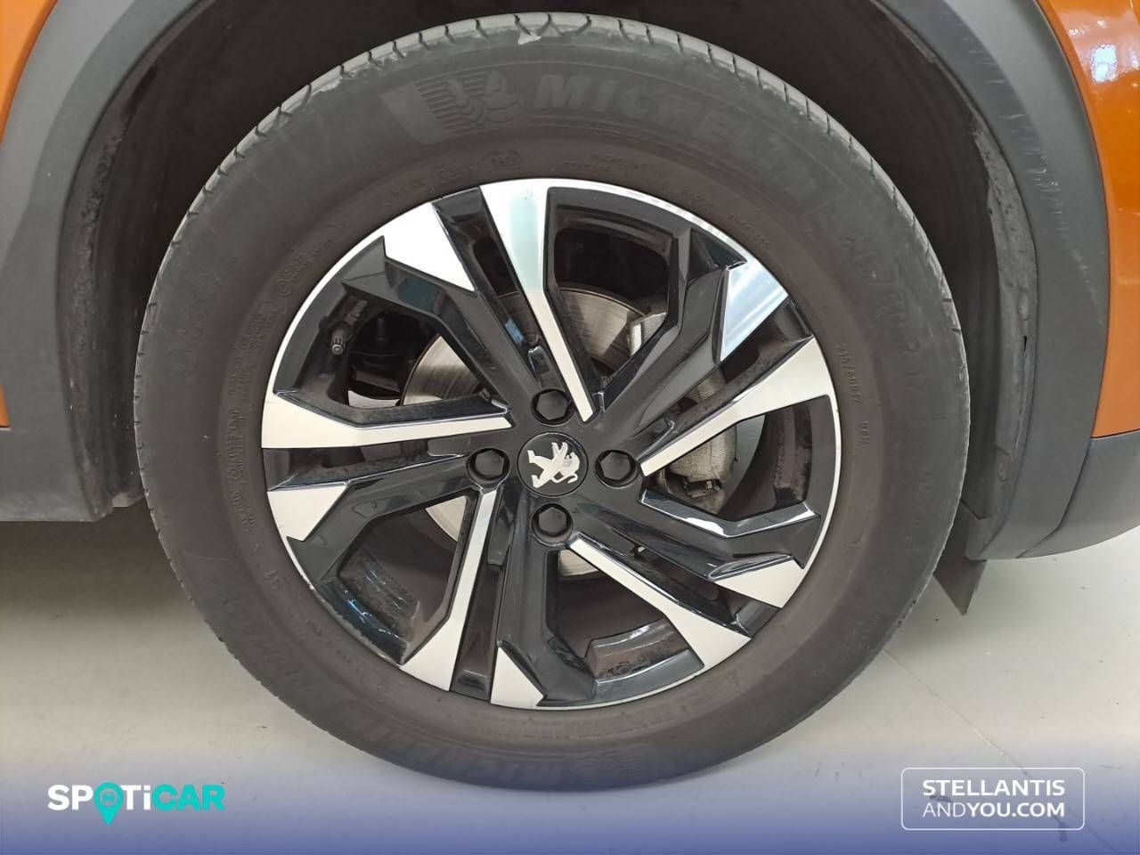 Foto Peugeot 2008 11