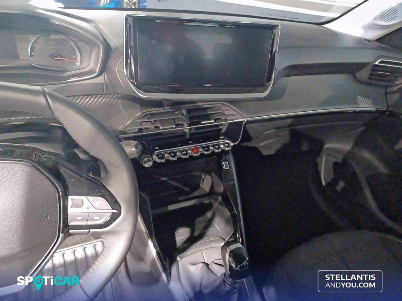Foto Peugeot 208 12