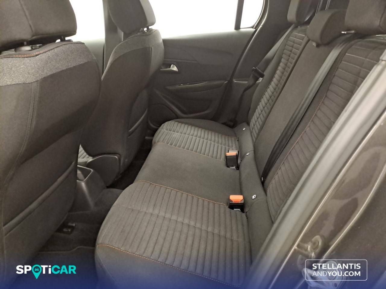 Foto Peugeot 208 10