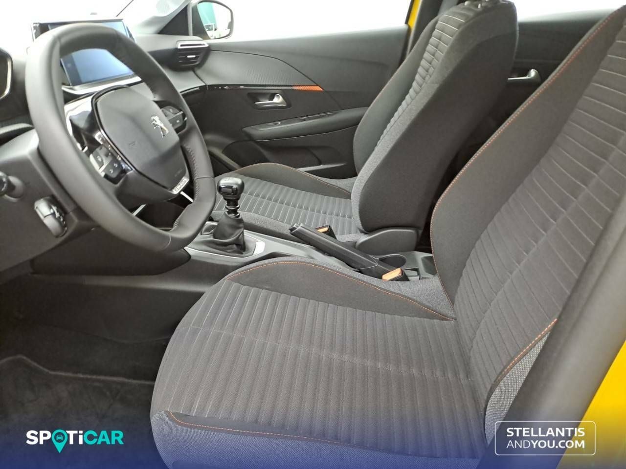 Foto Peugeot 208 9
