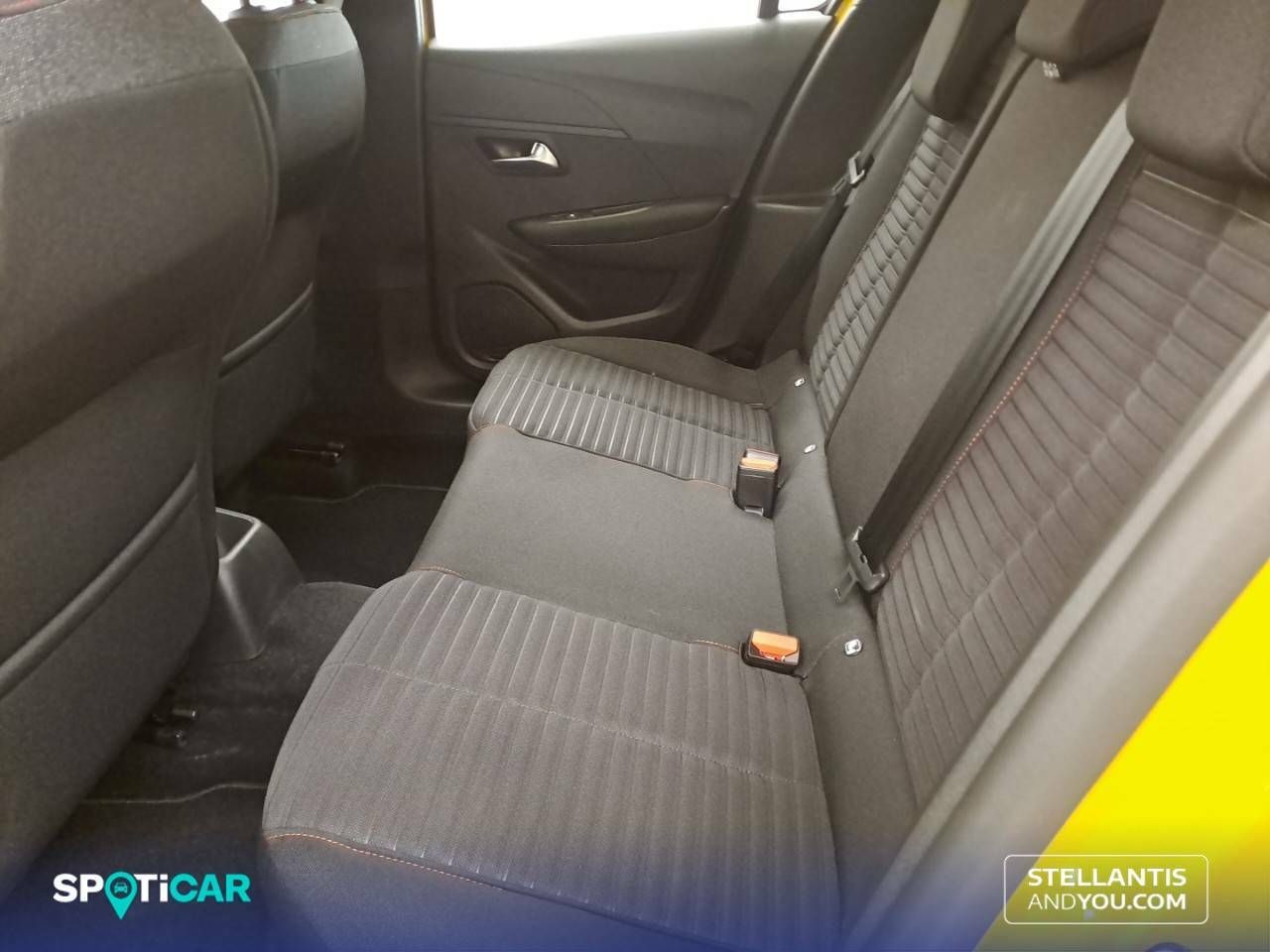 Foto Peugeot 208 10
