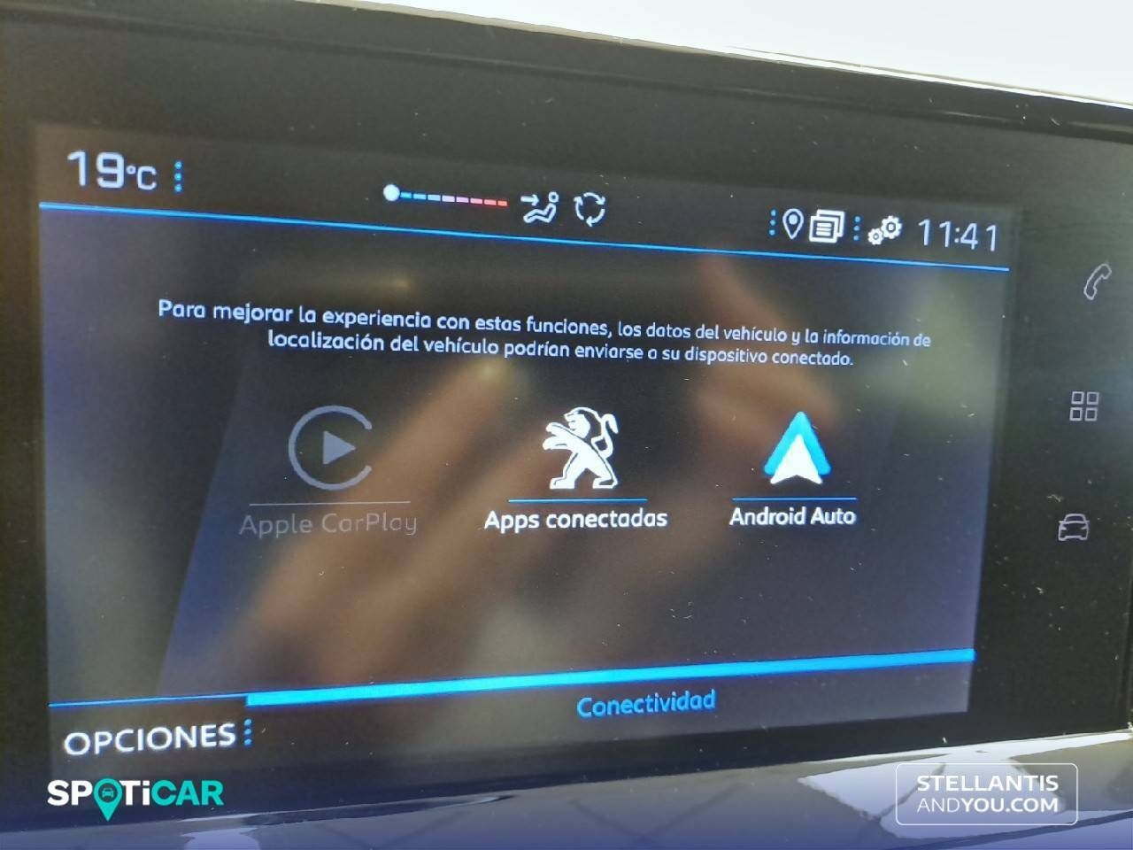 Foto Peugeot 208 16