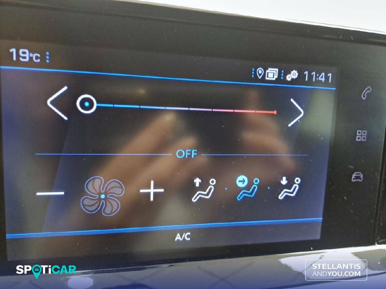 Foto Peugeot 208 17