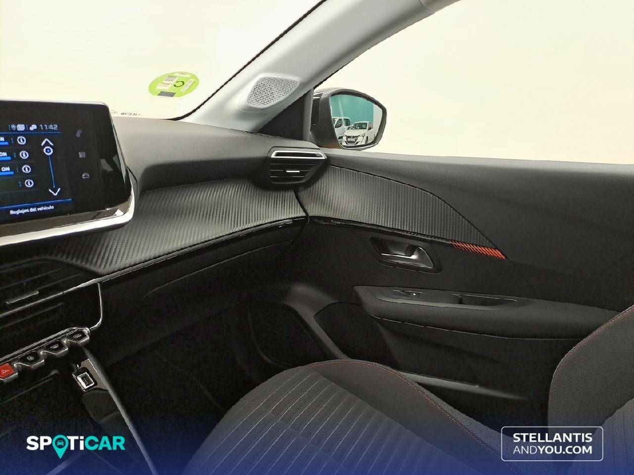 Foto Peugeot 208 23