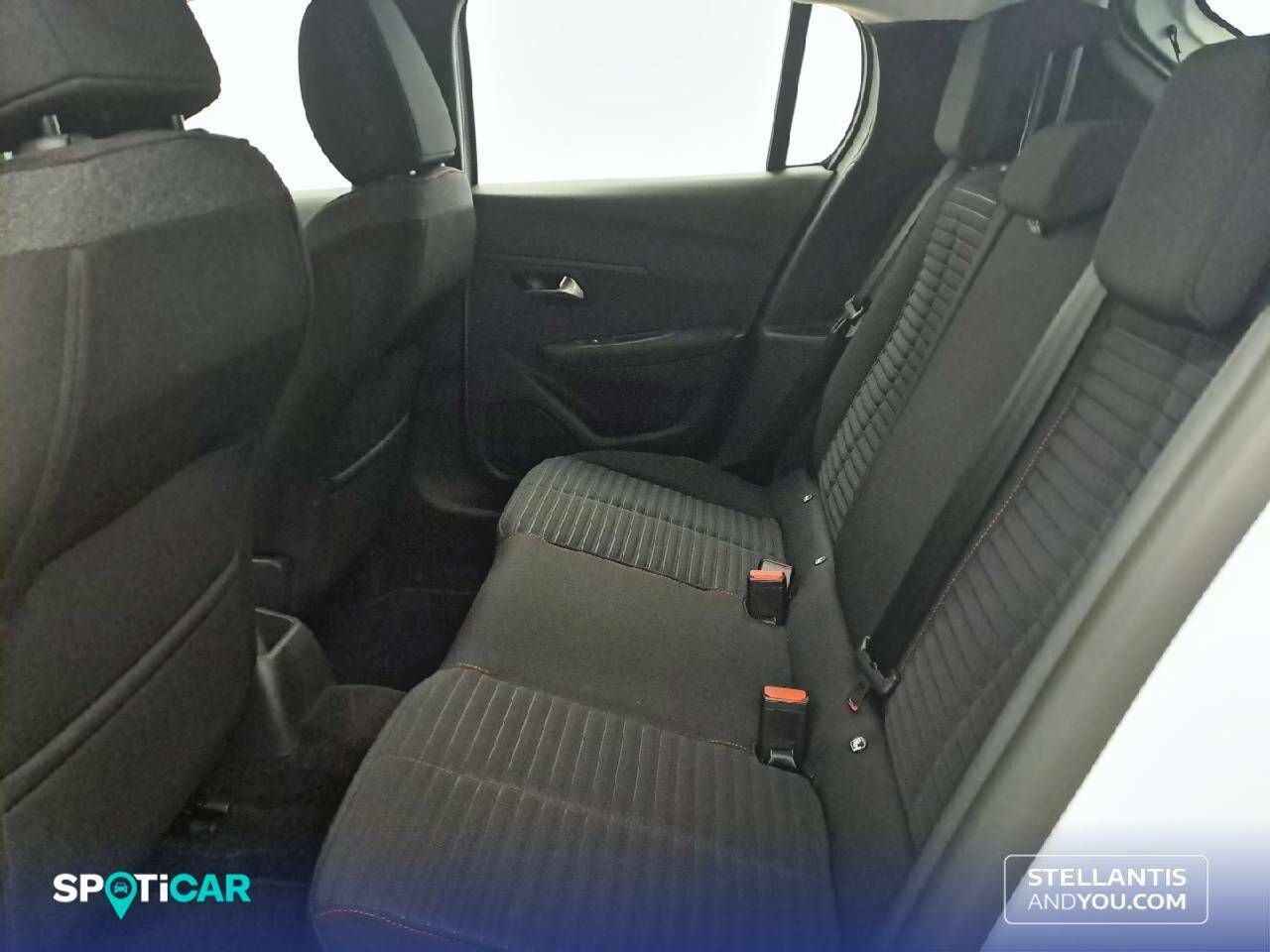 Foto Peugeot 208 10