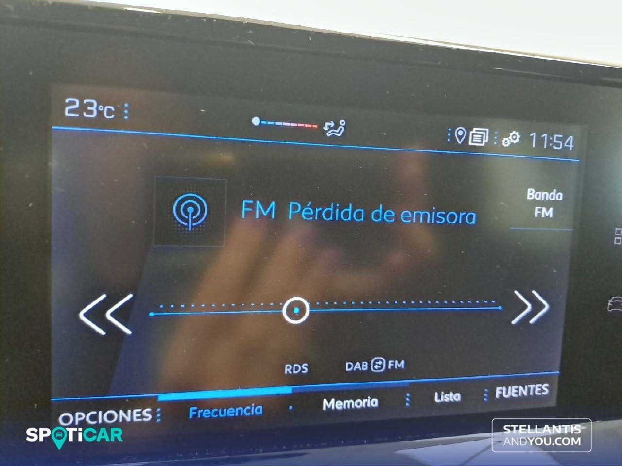 Foto Peugeot 208 16