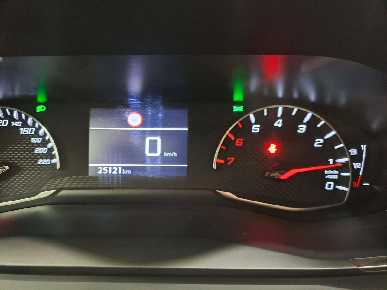 Foto Peugeot 208 24