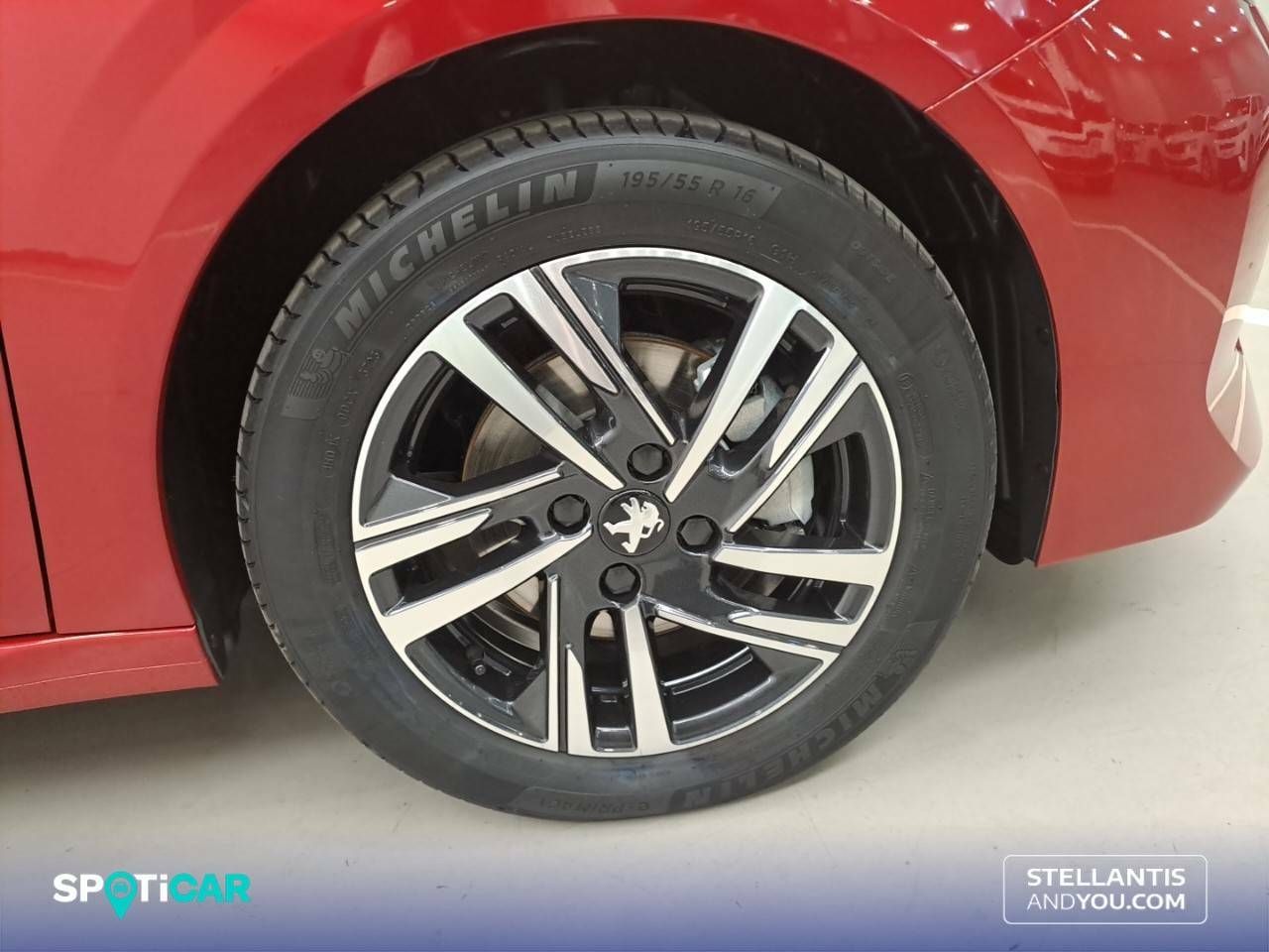Foto Peugeot 208 11