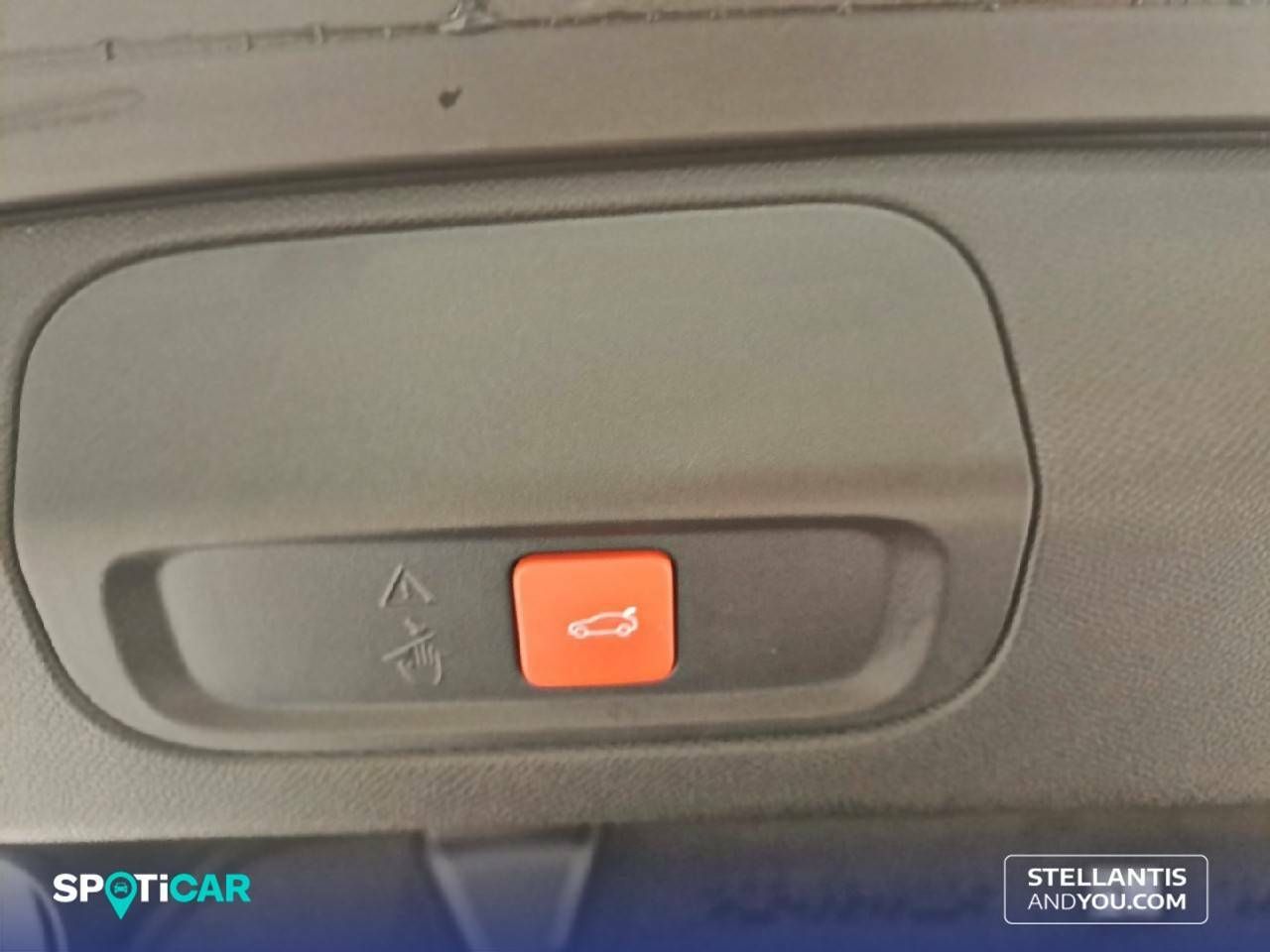 Foto Peugeot 408 12