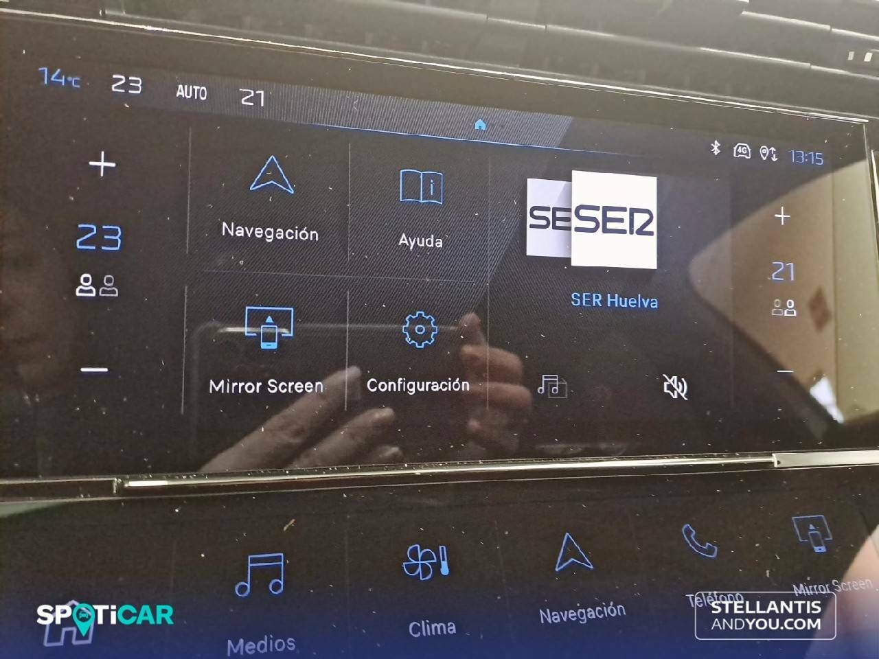 Foto Peugeot 408 16