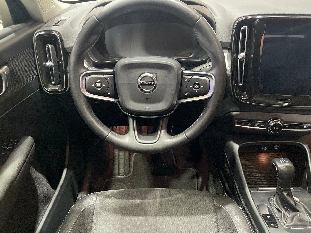 Foto Volvo XC40 11