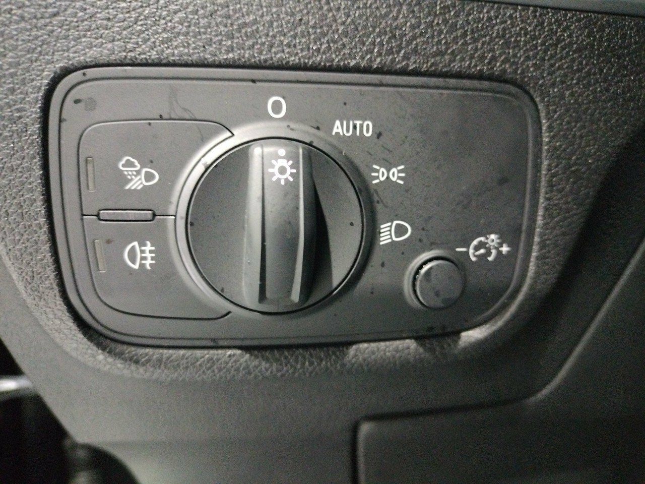 Foto Audi Q2 5